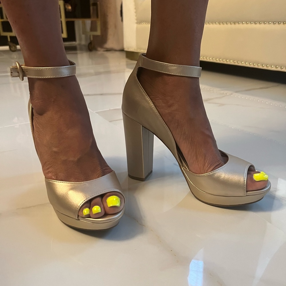 Platform heels - Picture 3 of 8